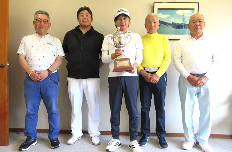 優勝